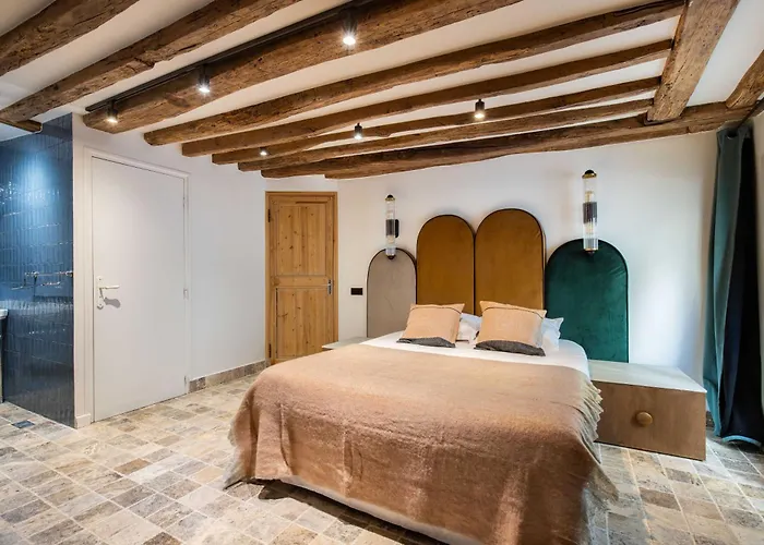 CMG - Amazing Duplex 2BR/6P - Le Marais