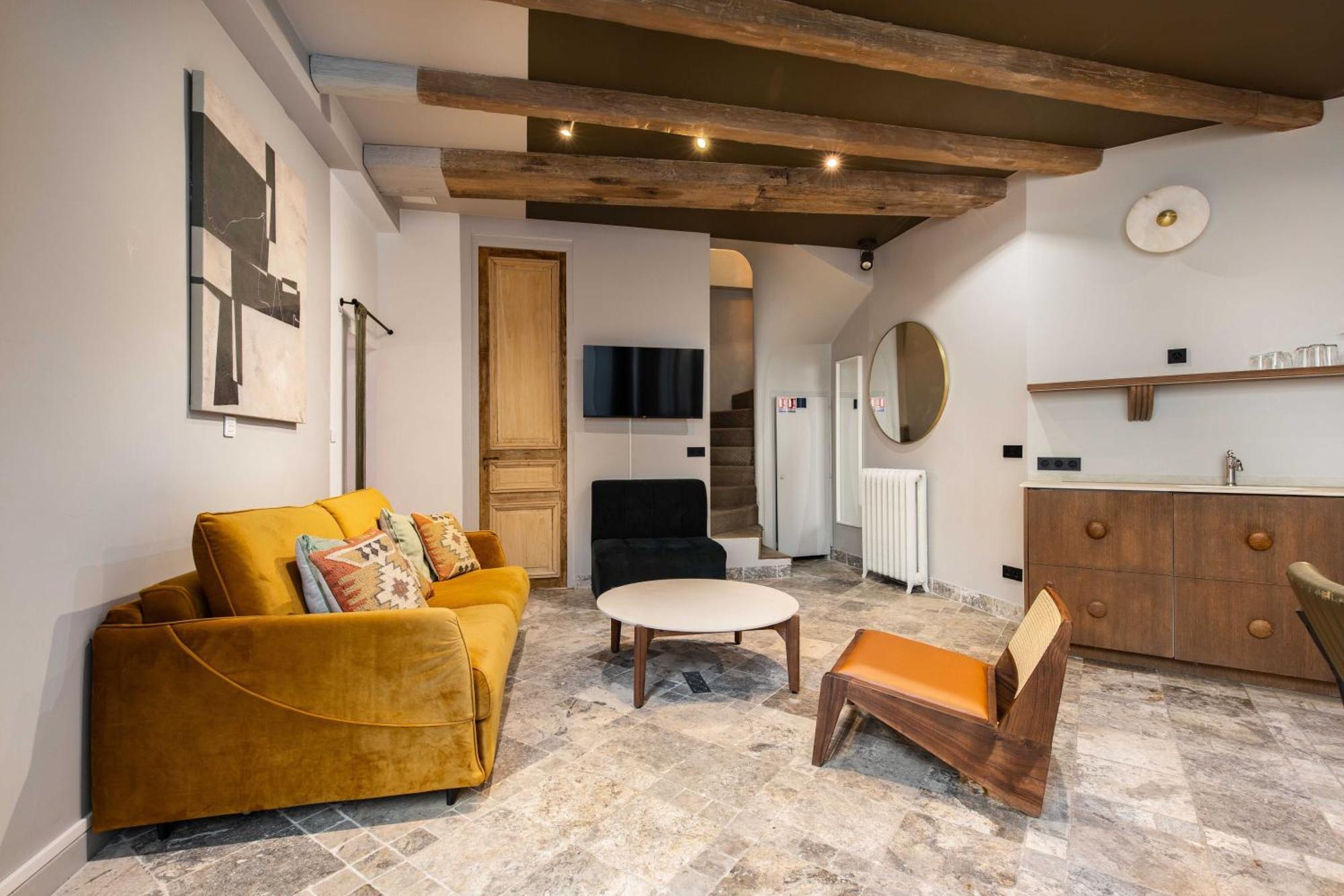 Apartment Cmg Amazing Duplex 3br 6p Le Marais *